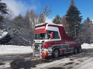Remorquage d’un autocar depuis une station de ski en Isère (38) 1
