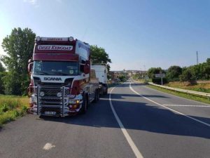 Towing Scania truck Barcelone 2