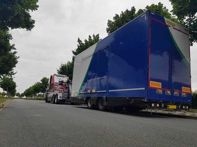 Towing trailor in Eindhoven (Netherlands)