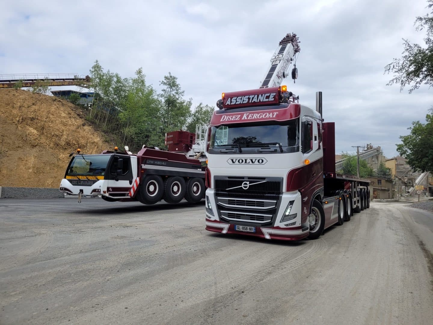 grutage levage remorquage poids lourd morlaix brest rennes Dépannage remorquage poids lourd, Bretagne France Europe