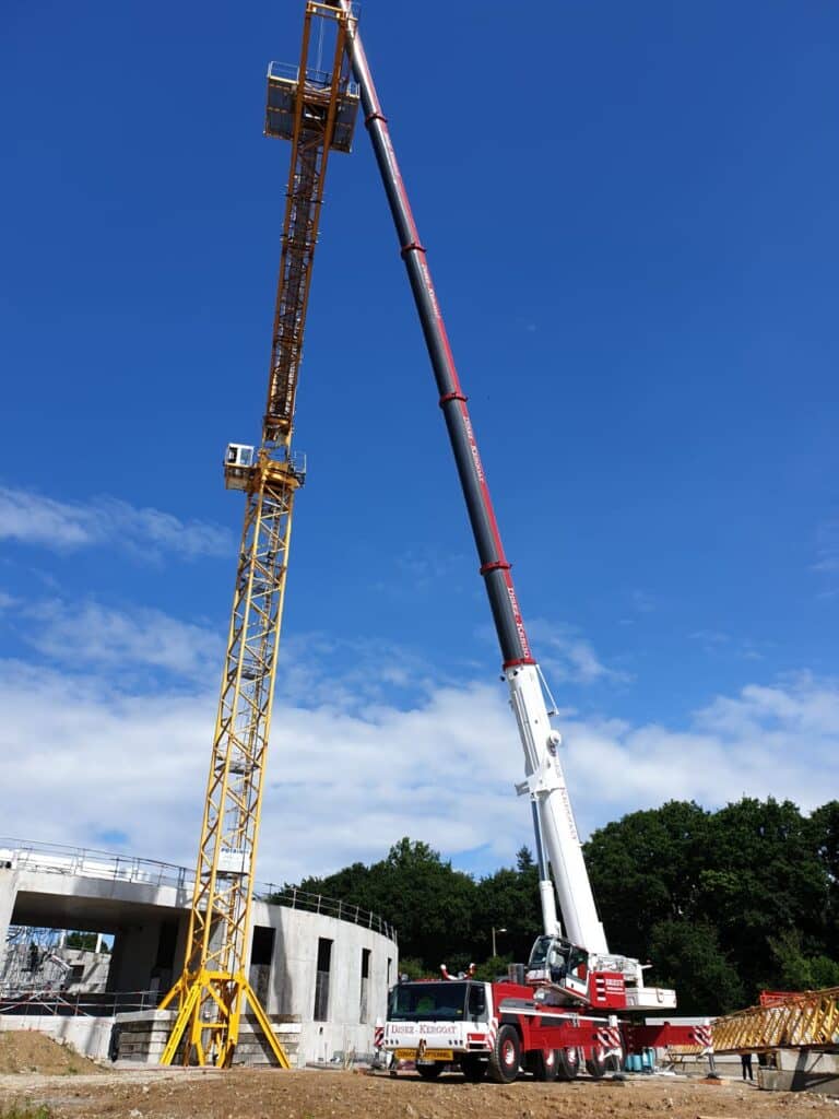Démontage grue à tour à Quimper 1