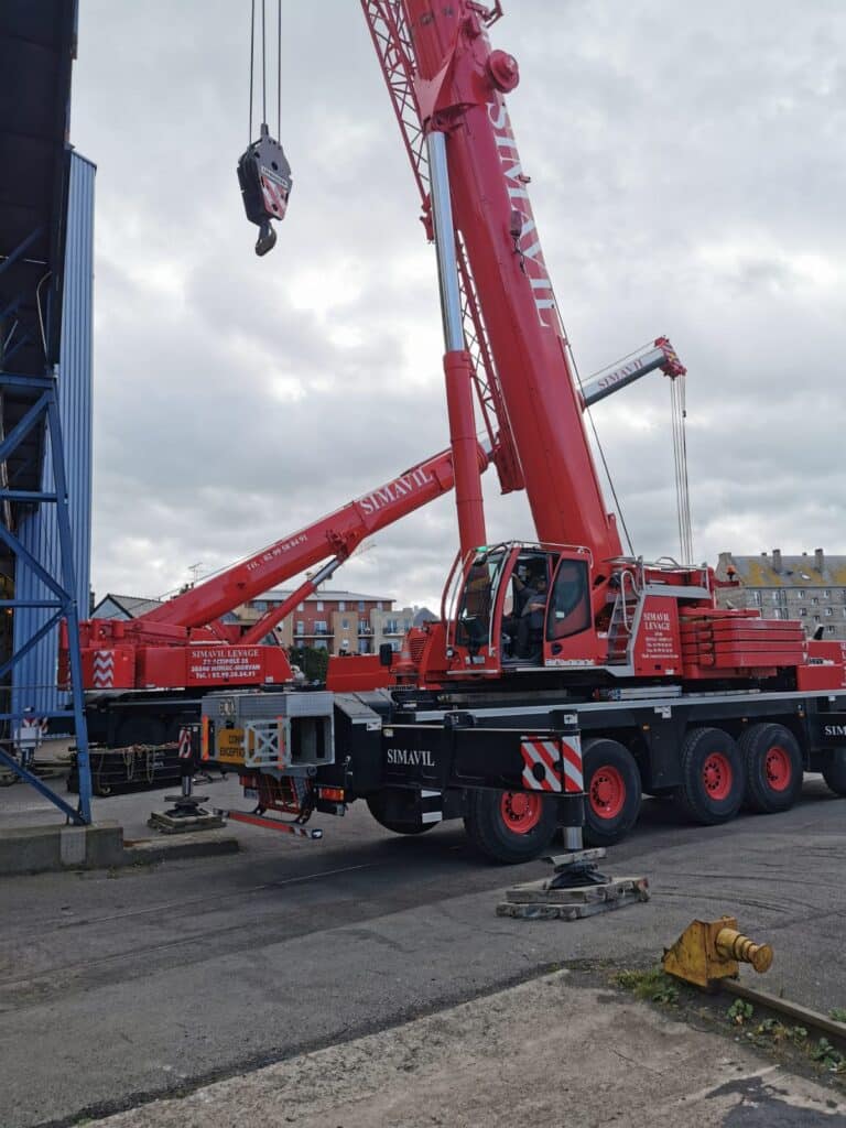 Grutage et levage d'équipements industriels lourds 1